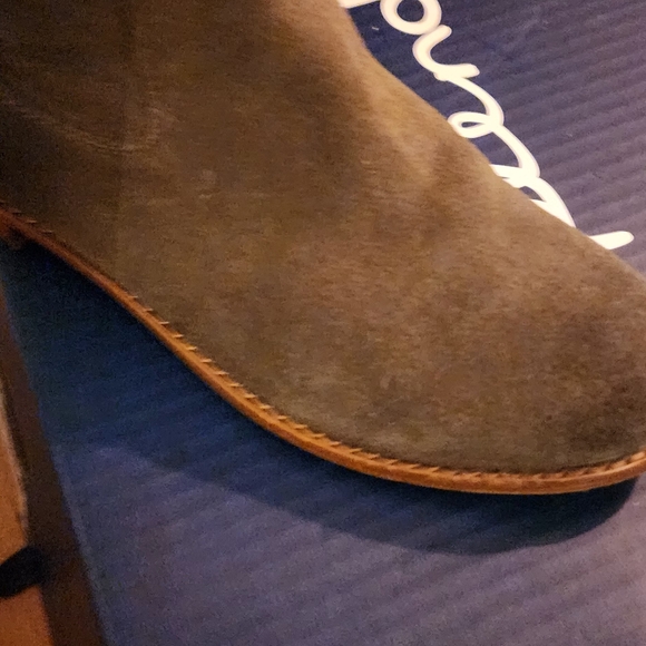 Splendid footwear, style: Oakville, color: Smoke CS . Cowhide suede size 6.5 - Picture 4 of 11